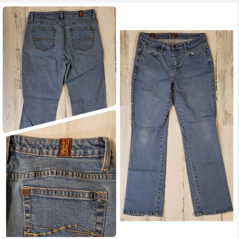 Light washed Aura by Wrangler Bootcut Jeans